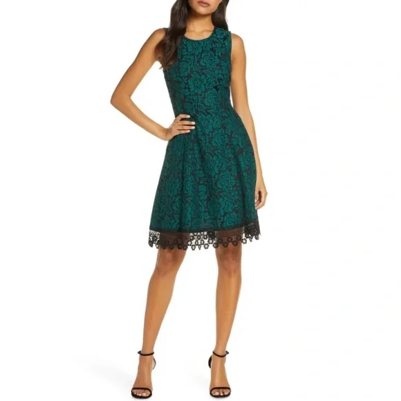 Donna Ricco Sleeveless Lace Dress - Black